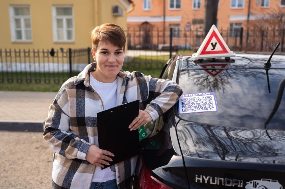 Автоинструктор Алёна Сотникова